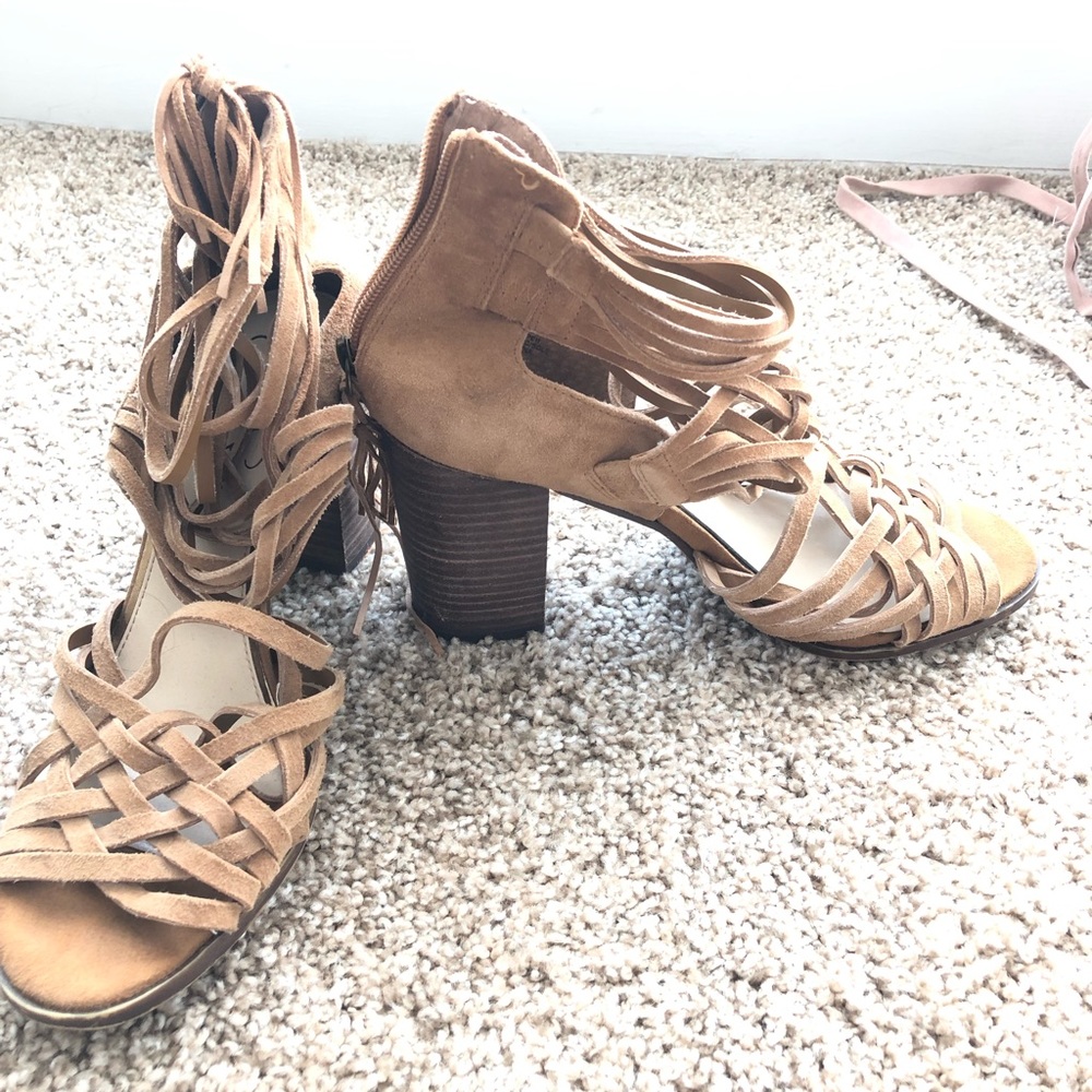 Jessica Simpson heels